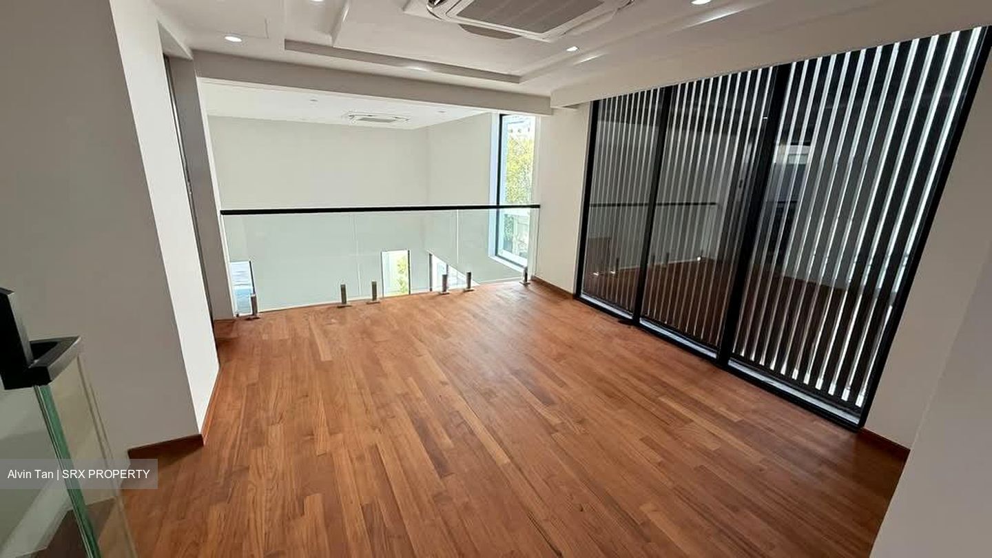 Lucky Hills (D16), Terrace #533198431